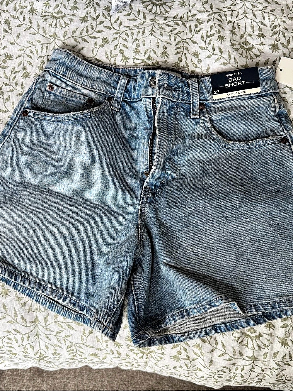 Women’s Abercrombie Dad Shorts NWT